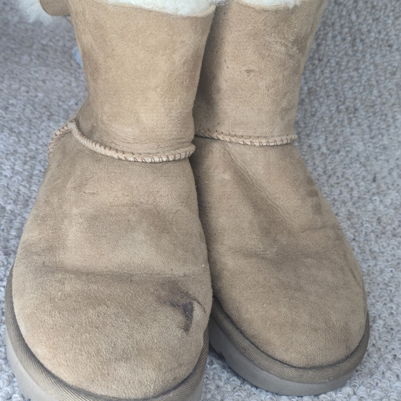 UGG MINI BAILEY BOW II SHIMMER CHESTNUT SUEDE BOOTS SIZE US 6 WOMEN - Picture 3 of 5